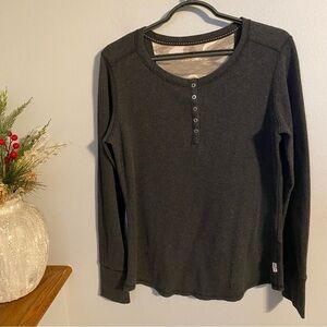 Women’s Carhartt Long Sleeve Thermal 1/4 Snap Shirt. SzM 8-10